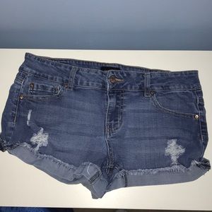 Jean shorts!